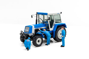 Fortschritt ZT 323 Traktor mit 3 Figuren