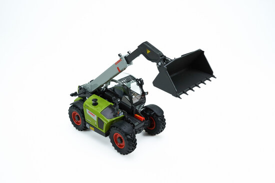 Claas Scorpion 7044 