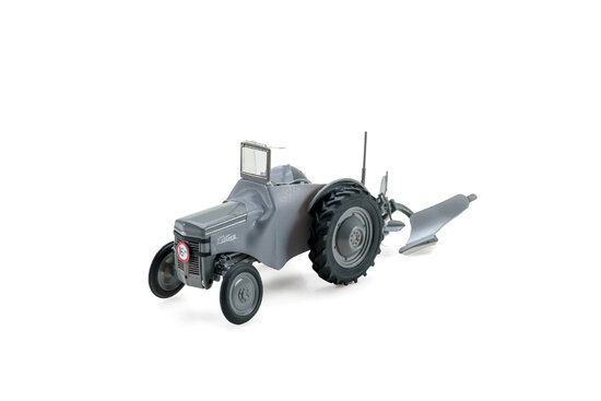 FERGUSSON TE-20 s pluhom Rumptstad