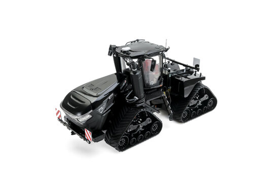 Case IH Quadtrac 715 - Black Beauty