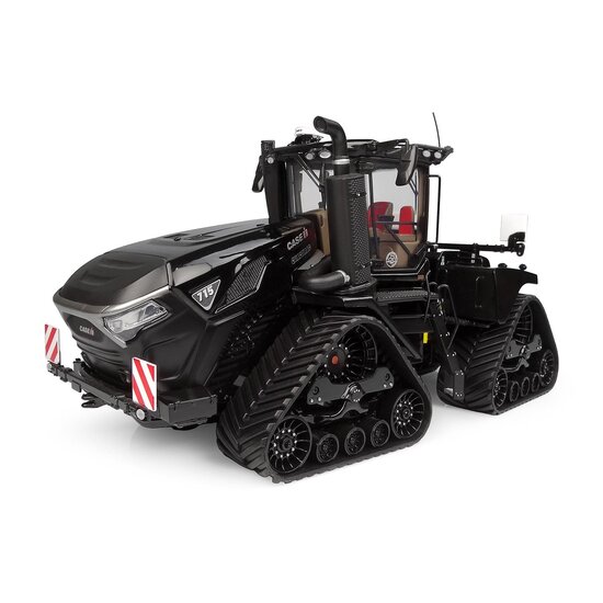 Case IH Quadtrac 715 - Black Beauty