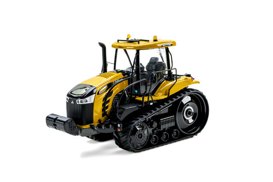 Challenger MT775E