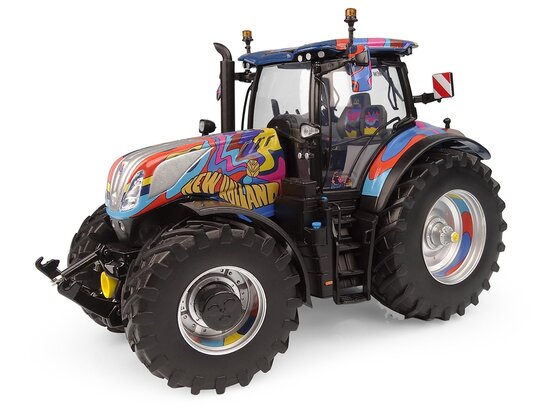 New Holland T7.300 - 60 years Basildon Jubilee edition