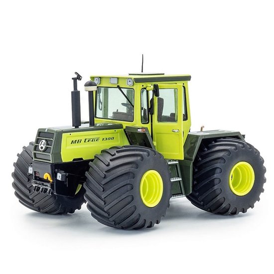 Mercedes Benz 1300 tractor with Terra tires