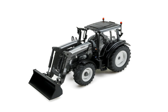  Tractor Valtra N123 with front loader