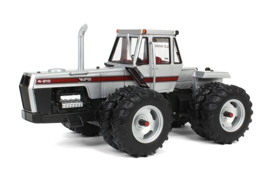 WHITE 4-210 4wd twin "National Farm Toy Museum 2024"