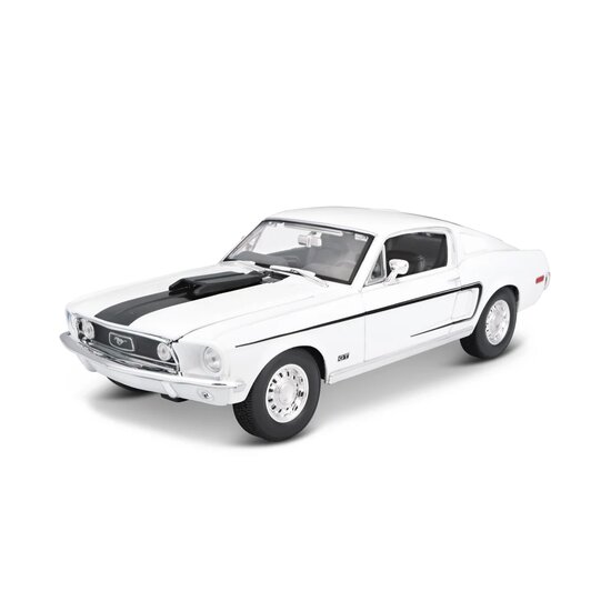 1968 Ford Mustang GT Cobra Jet, weiss