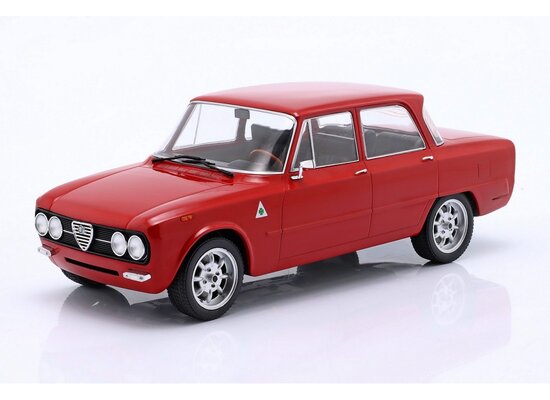 Alfa Romeo Giulia Nuova super, red, 1974