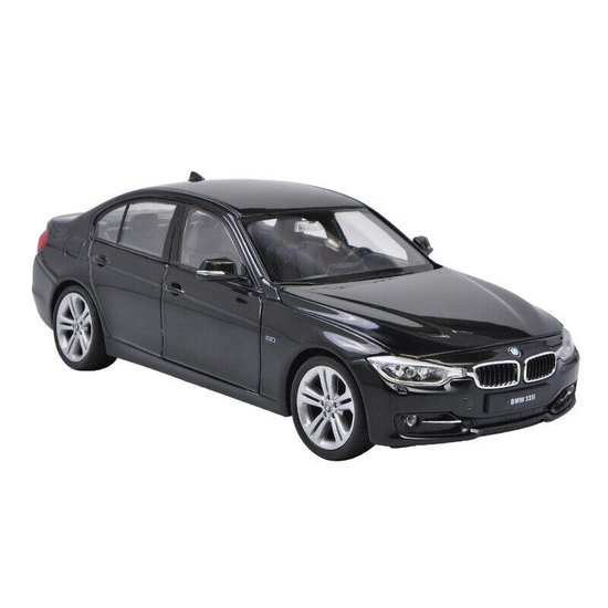 BMW 335i (F30), černá