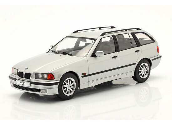 BMW 3rd (E36) Touring, silver, 1995