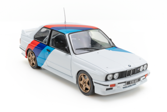 BMW M3 E30 Bíla