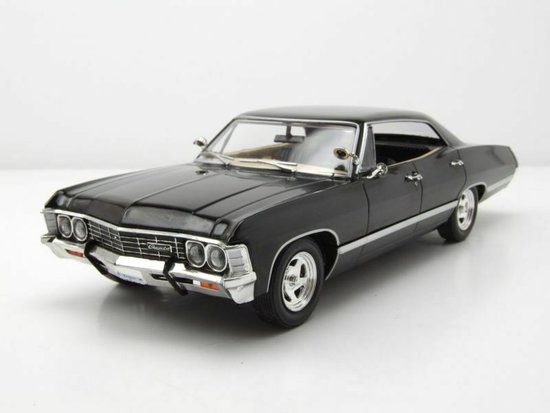 CHEVROLET IMPALA SPORT SEDAN 1967 SCHWARTZ