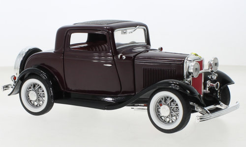 Ford 3-Window Coupe, dark purple/black, 1932