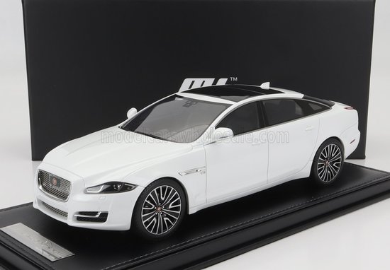 JAGUAR - XJL 2022
