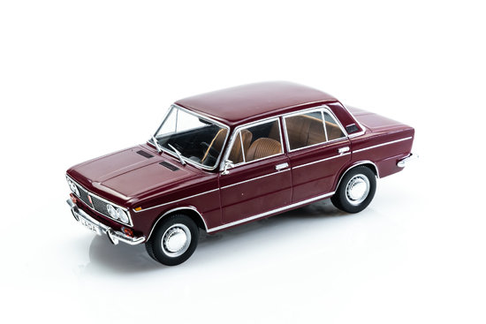 Lada 1500, 1977 - Dark red