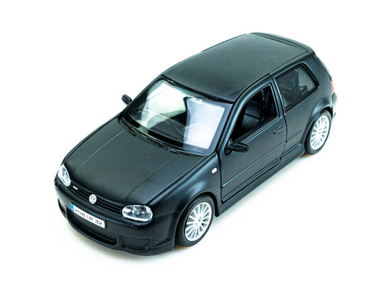 Volkswagen Golf R32 Matte Black