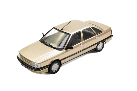 Renault 21 béžová 1986
