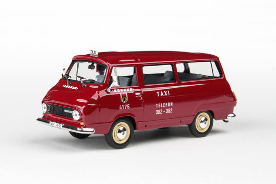 Škoda 1203 (1974) Taxi červenej farby