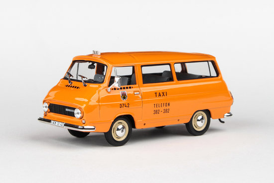Škoda 1203 (1974) Taxi orange color