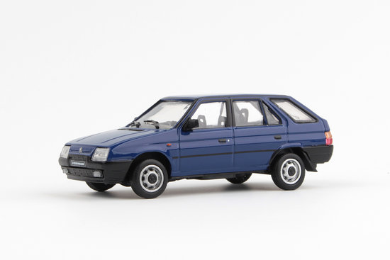 Škoda Forman (1993) – Arktisches Blau