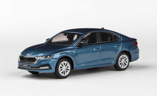 Škoda Octavia IV (2020) - Modrá Titan Metalíza