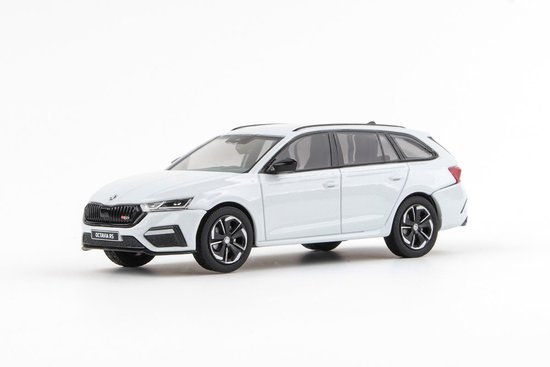 Škoda Octavia IV Combi RS (2020)  Biela Metalíza