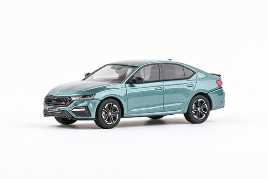 Skoda Octavia IV RS (2020) - Green Water World Metallic