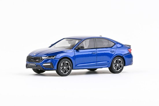 Skoda Octavia IV RS (2020) – Blue Nightfire Metallic