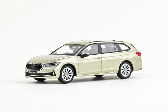 Škoda Superb IV Combi (2023) Yellow Ice Tea Metallic