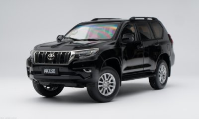 Toyota Land Cruiser Prado Black
