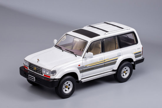 TOYOTA - LAND CRUISER J8 1990 - Bílá