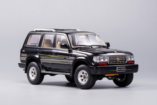 TOYOTA - LAND CRUISER J8 1990 - Černá