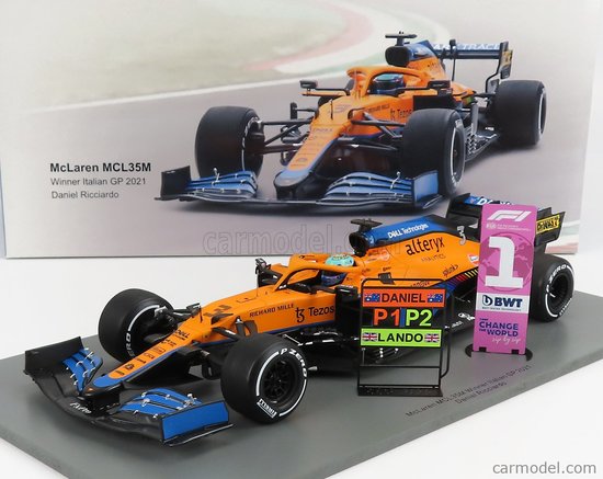 McLAREN - F1 MCL35L MERCEDES M12 EQ POWER+ TEAM MCLAREN N 3 WINNER ITALY GP 2021 DANIEL RICCIARDO - WITH PIT BOARD
