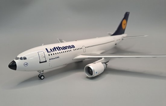 Airbus A310-203 Lufthansa D-AICP