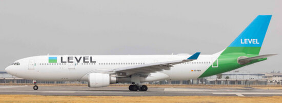 Airbus A330-200 Level