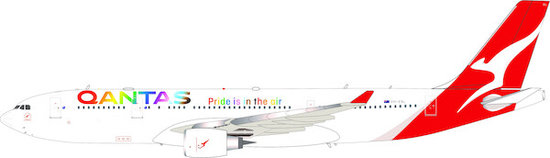Airbus A330-200 Qantas "Pride is in the air"