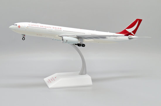 Airbus A330-300 Cathay Dragon "Last Flight" 