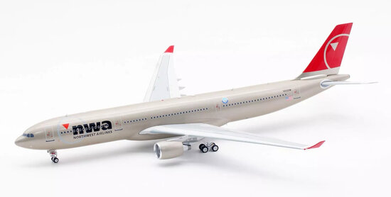 Airbus A330-323 Northwest Airlines