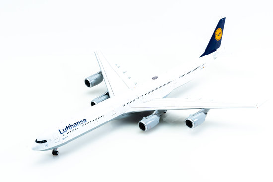 Airbus A340-600 Lufthansa "Lipzig"