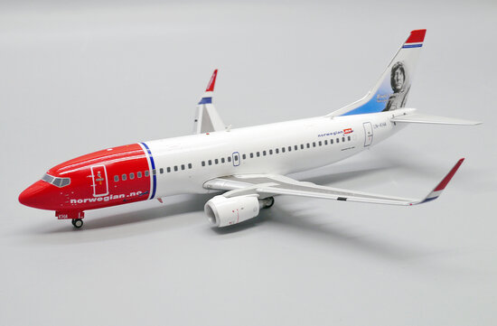 Boeing 737-300 Norwegian Air Shuttle "Roald Amundsen"