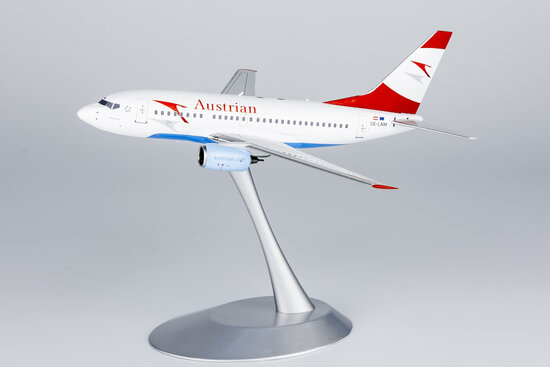 Boeing 737-600 Austrian Airlines
