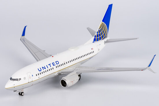 Boeing 737-700 United Airlines