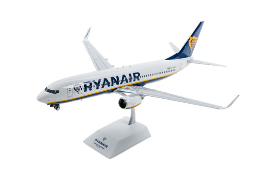 Boeing 737-800 Ryanair EI-GXN