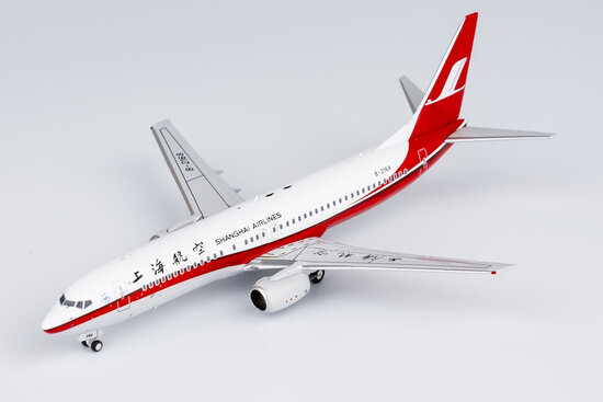 Boeing 737-800 Shanghai Airlines