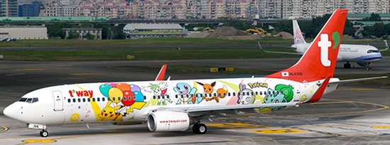 Boeing 737-800 T'way Air "Pikachu Jet TW" 