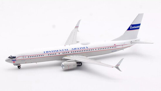 Boeing 737-900ER Continental Airlines / United Airlines 