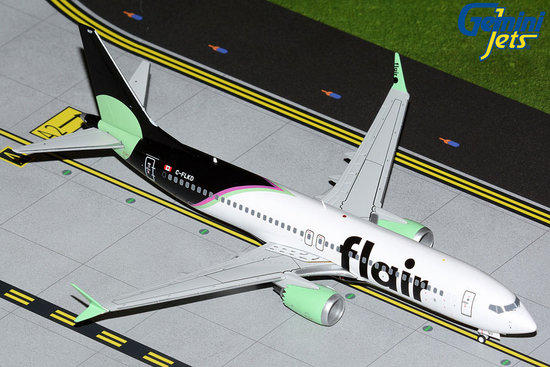 Boeing 737 MAX 8 Flair Airlines 
