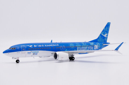 Boeing 737 MAX 8 Xiamen Airlines "in support of the UN"