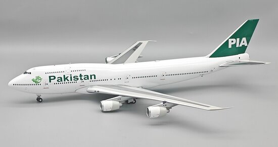 Boeing 747-367 Pakistan International Airlines