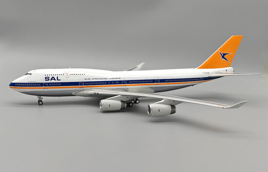 Boeing 747-444 South African Airways Polished
